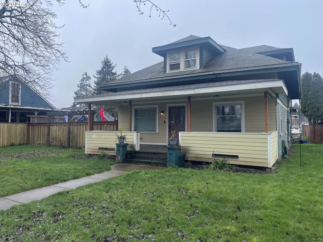 1006 5TH St - Photo 1