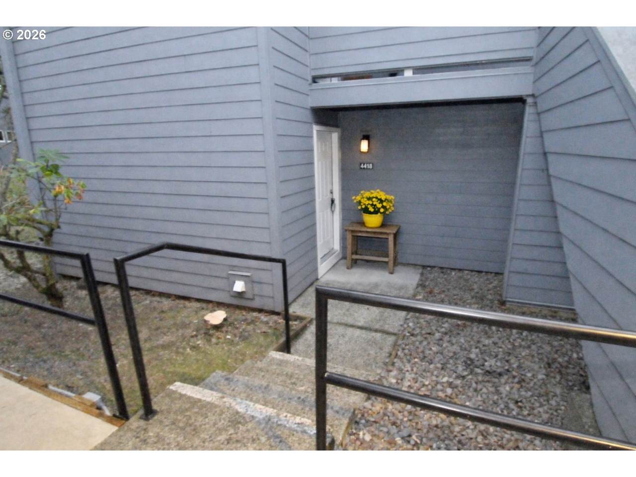 4418 Dickinson St - Photo 1