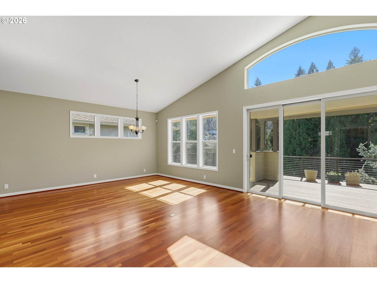 https://bt-photos.global.ssl.fastly.net/portland/1280_boomver_2_272454282-2.jpg