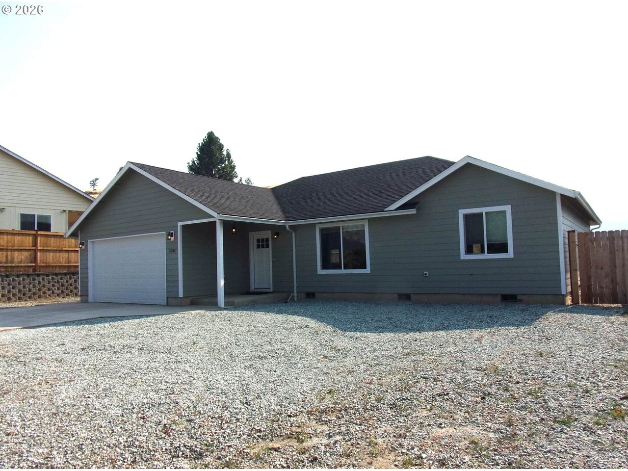 1340 Lisa Way - Photo 1