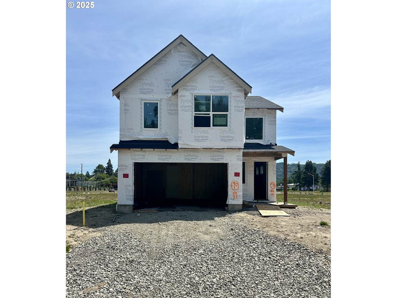 2261 Ash St - Photo 1