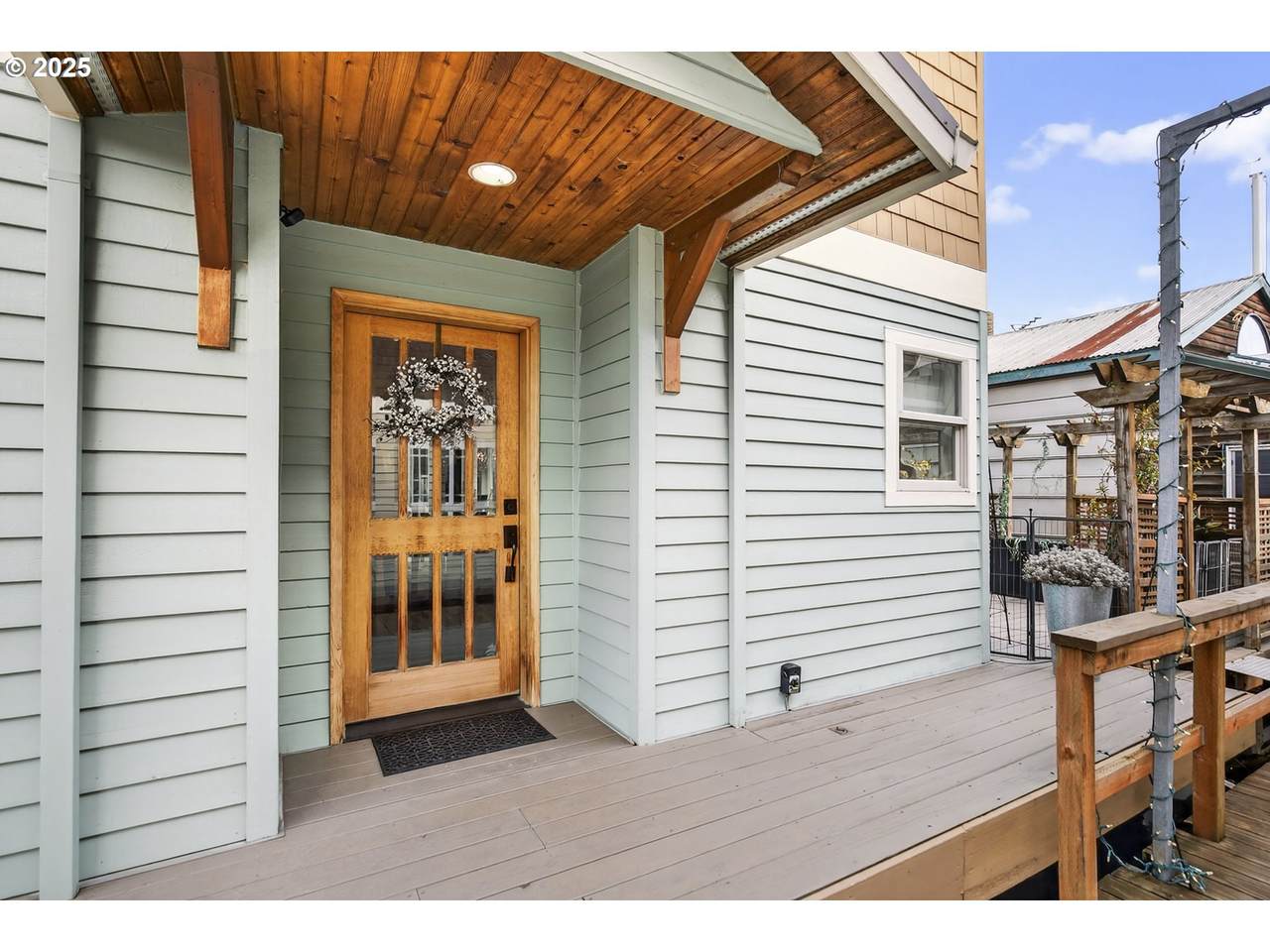 510 Tomahawk Island Dr - Photo 1