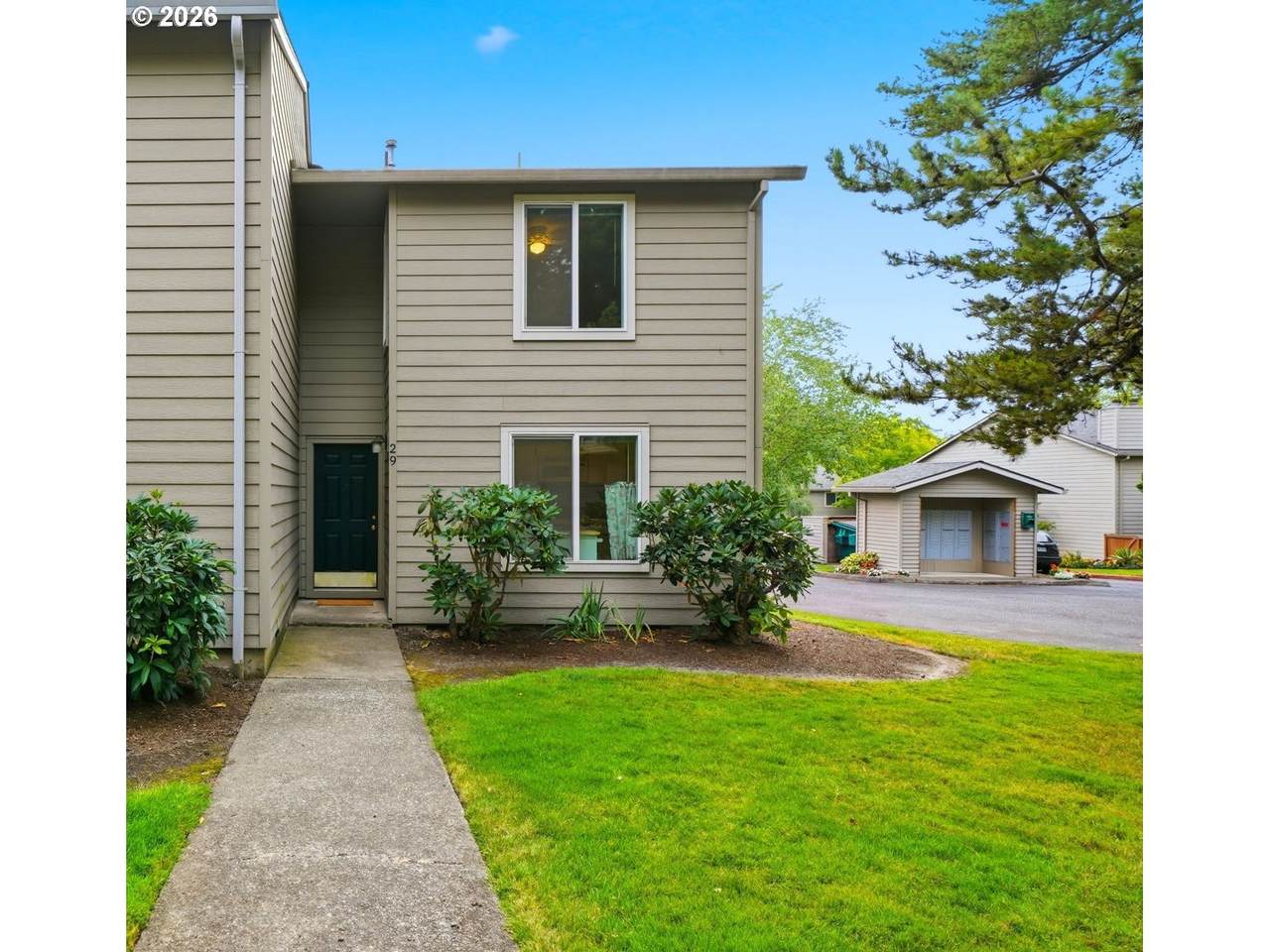 https://bt-photos.global.ssl.fastly.net/portland/1280_boomver_1_281157999-2.jpg