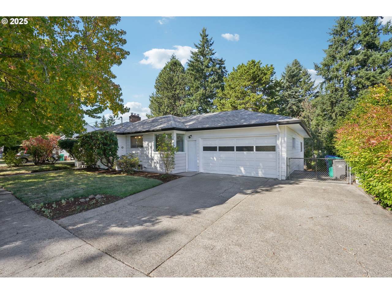 11851 Madison St - Photo 1