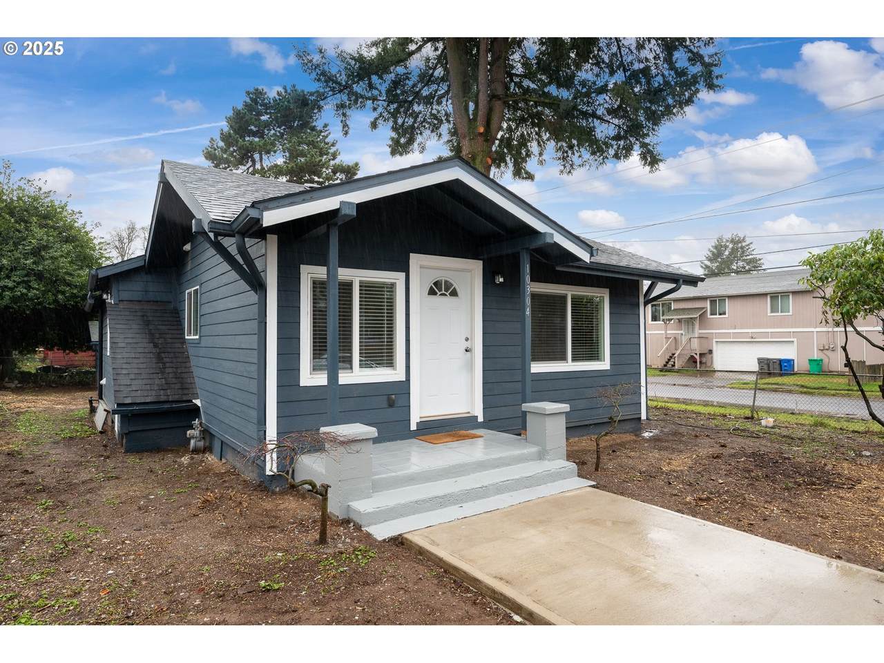10304 Yukon St - Photo 1