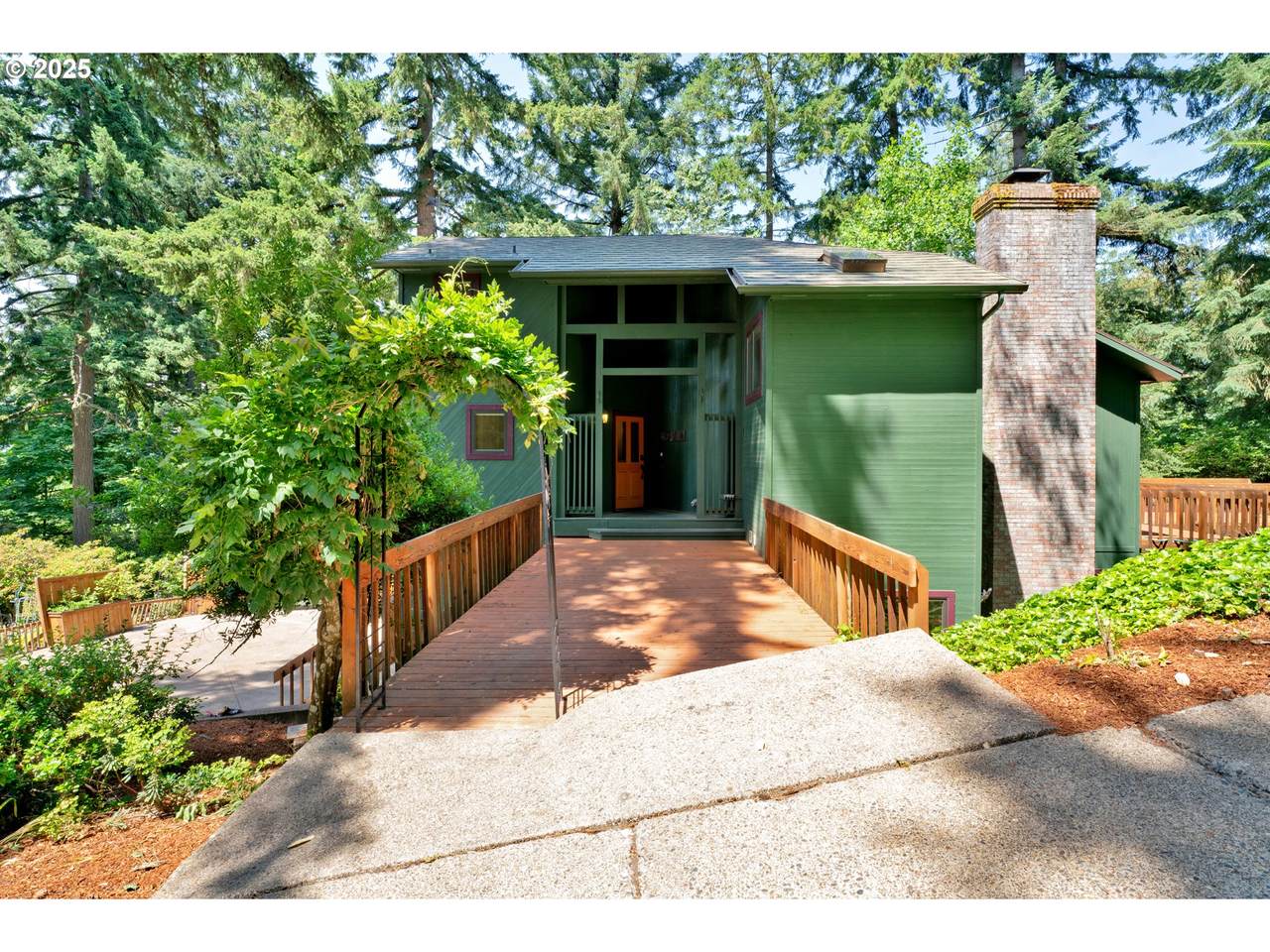 3574 Spring Blvd - Photo 1