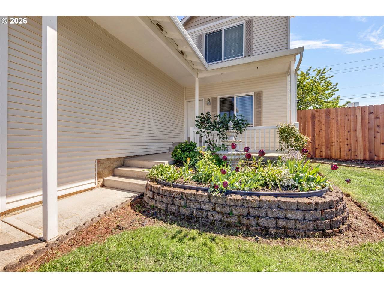 https://bt-photos.global.ssl.fastly.net/portland/1280_boomver_2_286476370-2.jpg