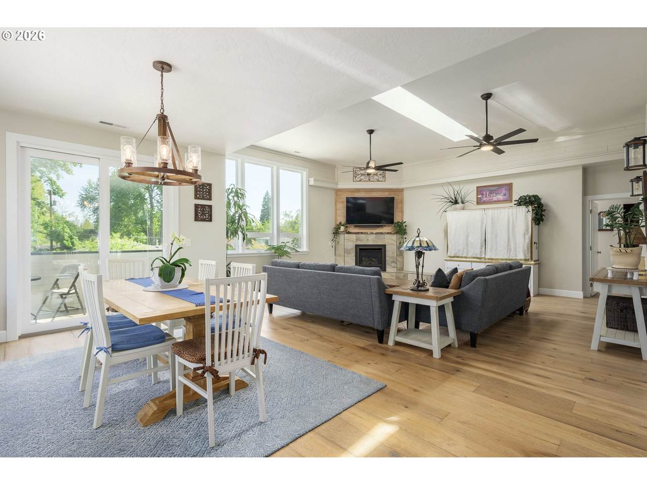 https://bt-photos.global.ssl.fastly.net/portland/1280_boomver_2_289960421-2.jpg
