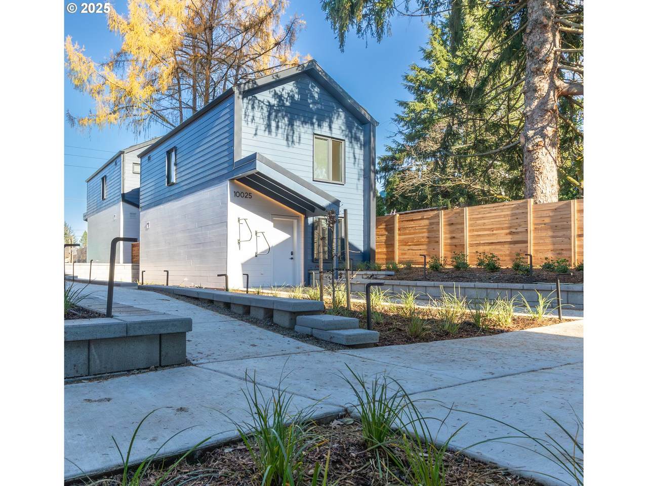 10025 Cottage Ln - Photo 1