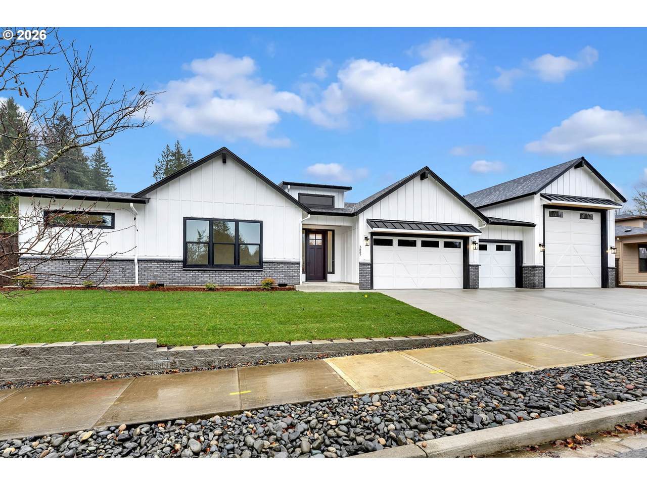 22901 84TH Ave - Photo 1