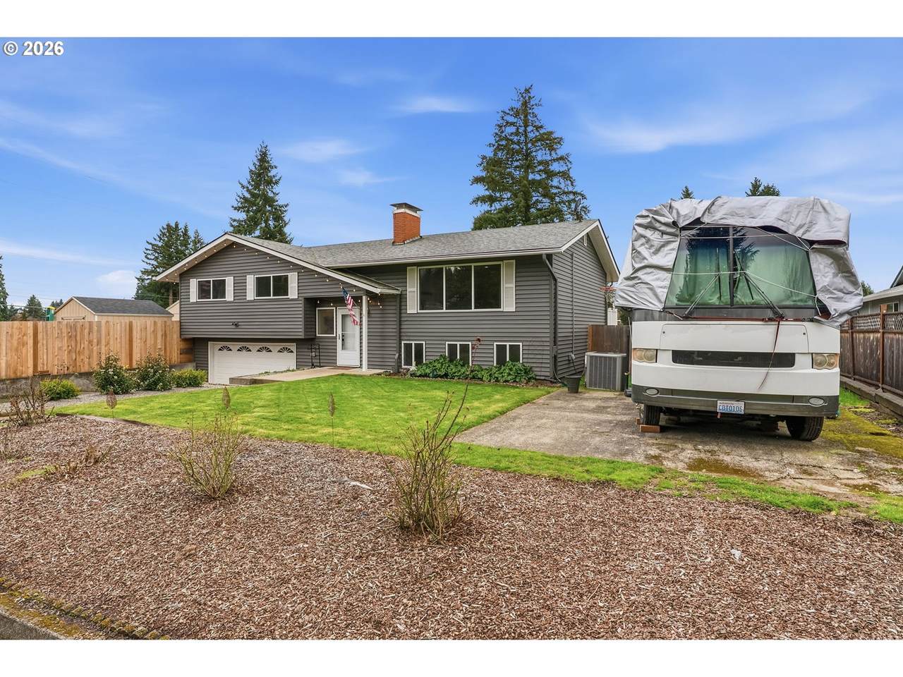 400 99TH St - Photo 1