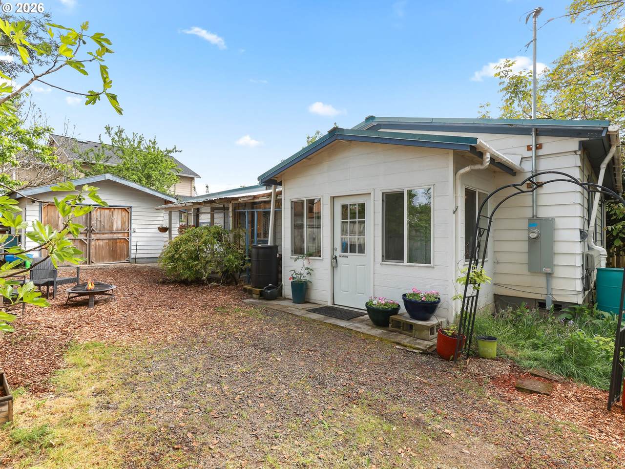 7355 Frances St - Photo 1