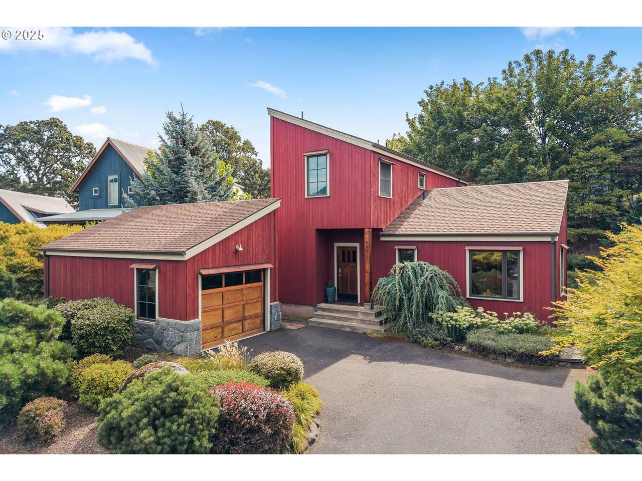 909 Nina Ln - Photo 1