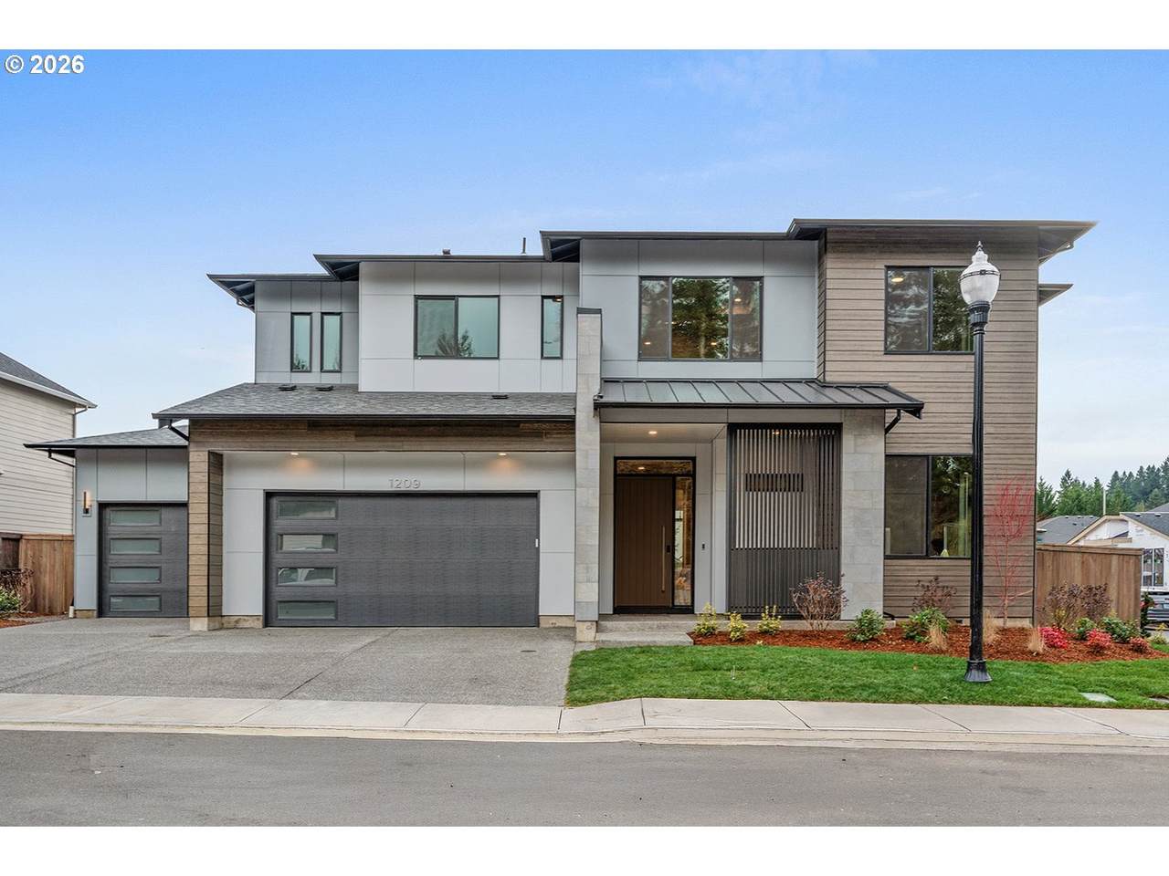 1204 150TH St - Photo 1