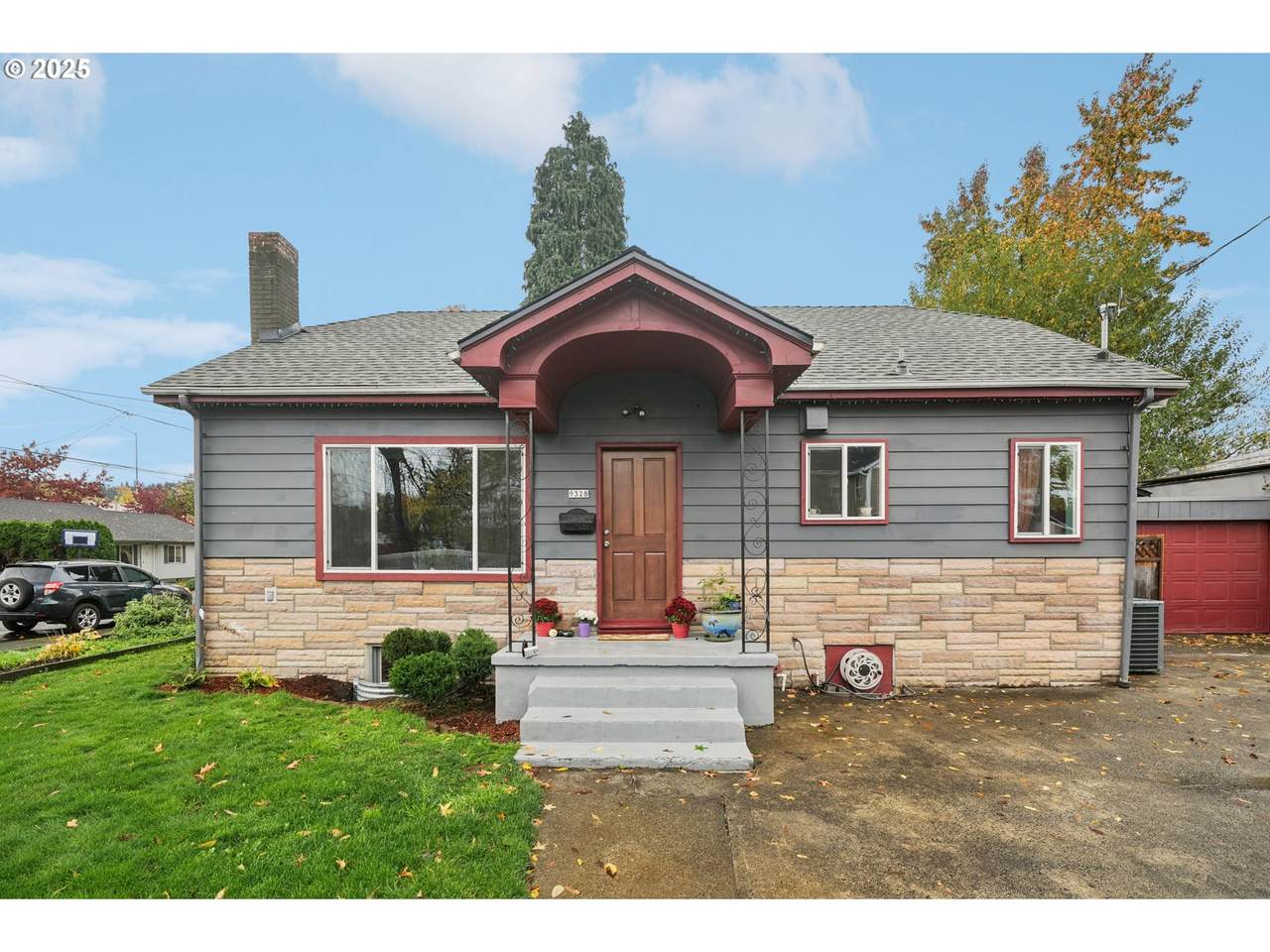 9328 Glenwood St - Photo 1