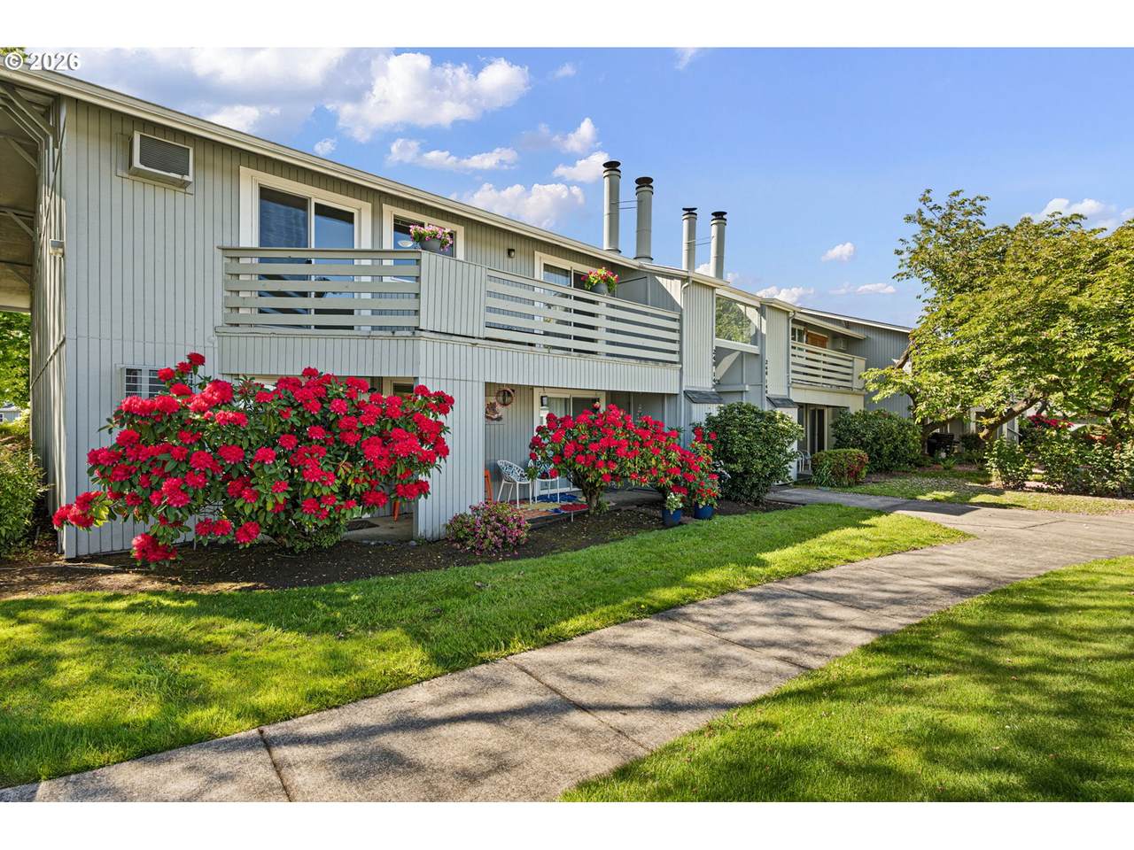 650 Harlow Rd - Photo 1