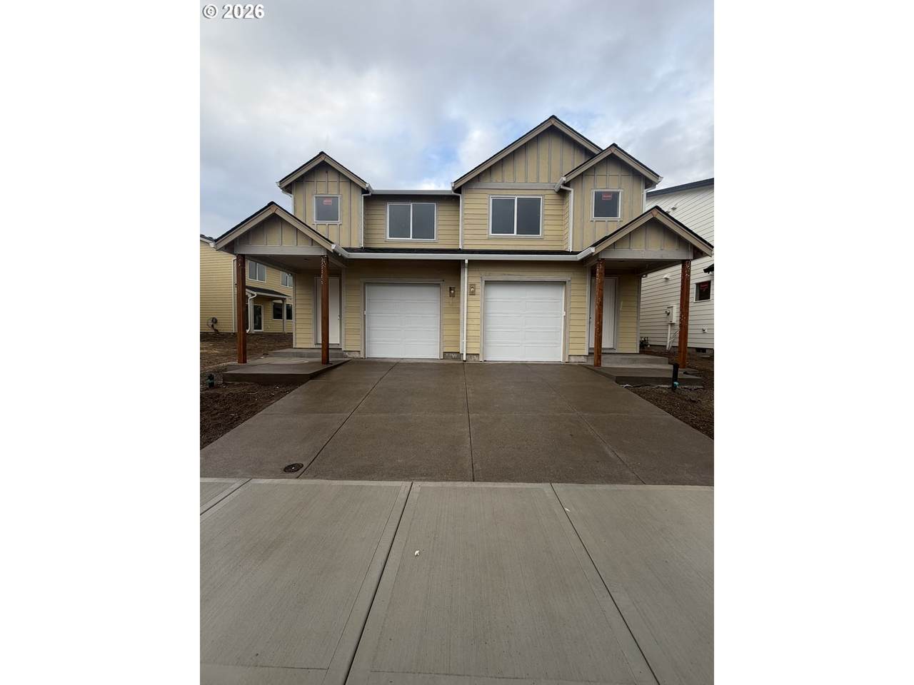 588 Spring Blvd - Photo 1