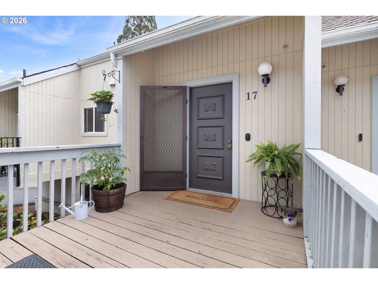17 Mountain View Dr - Photo 1