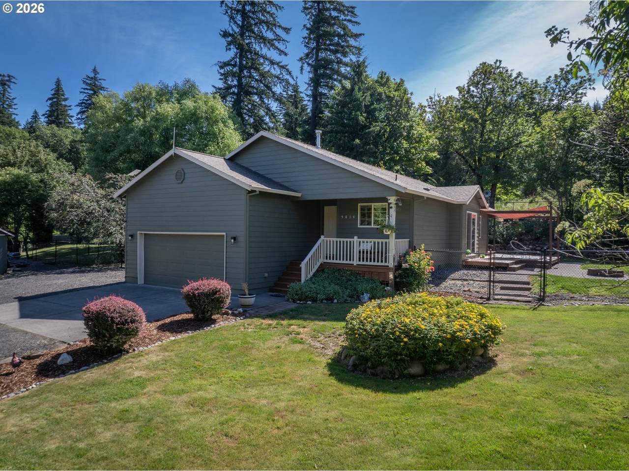 5814 Iowa Dr - Photo 1