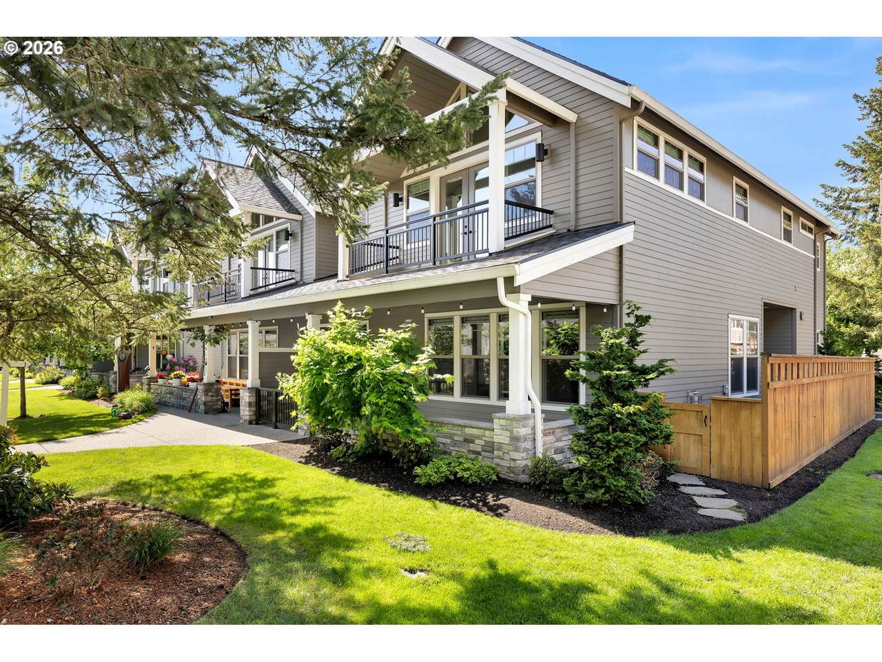 4014 76TH Ave - Photo 1