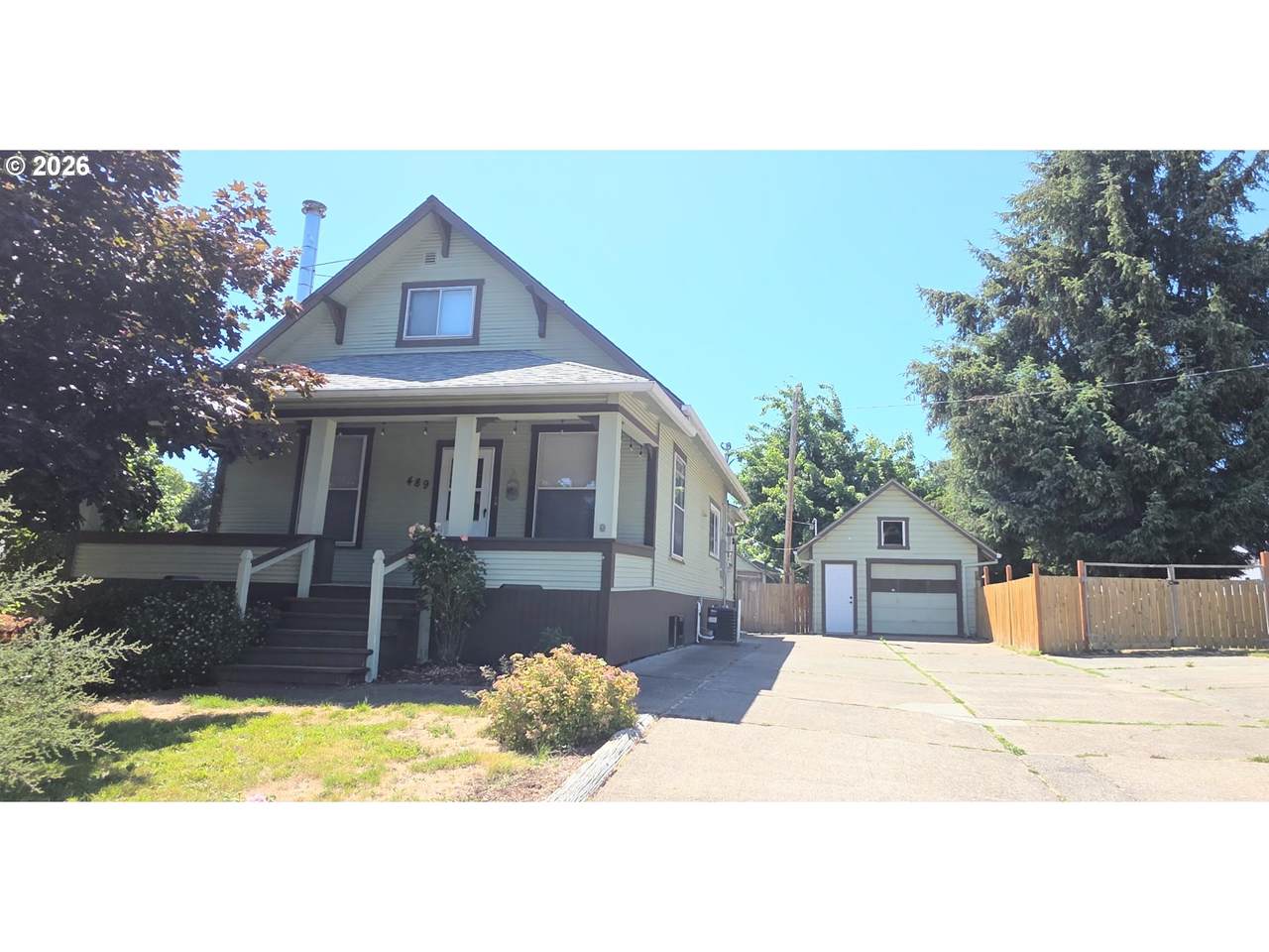 489 18TH Ave - Photo 1
