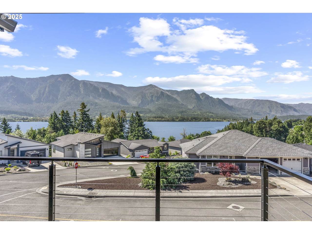 https://bt-photos.global.ssl.fastly.net/portland/1280_boomver_2_338297119-2.jpg