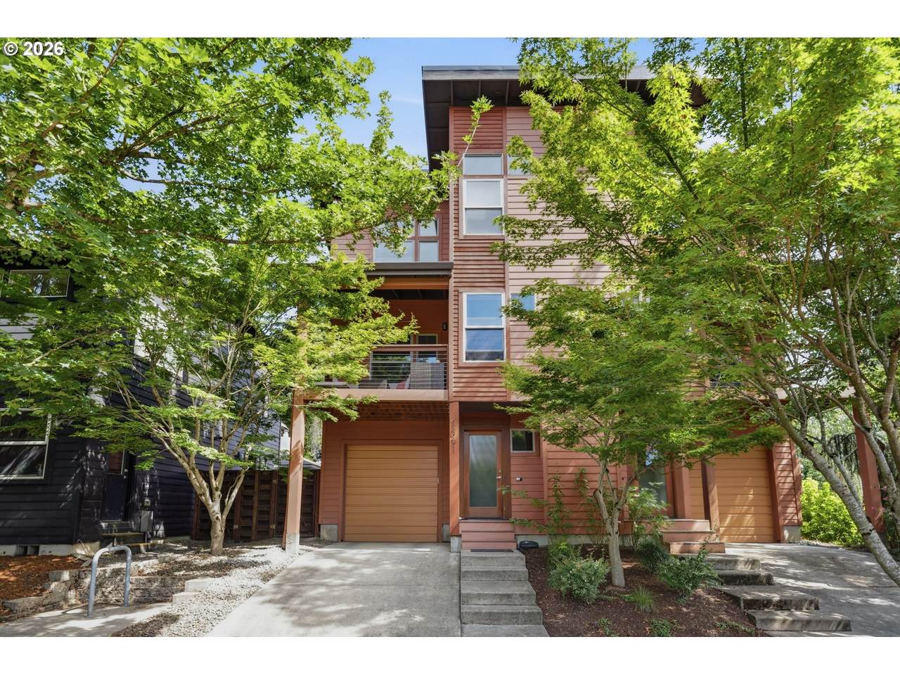 1051 Fremont St - Photo 1