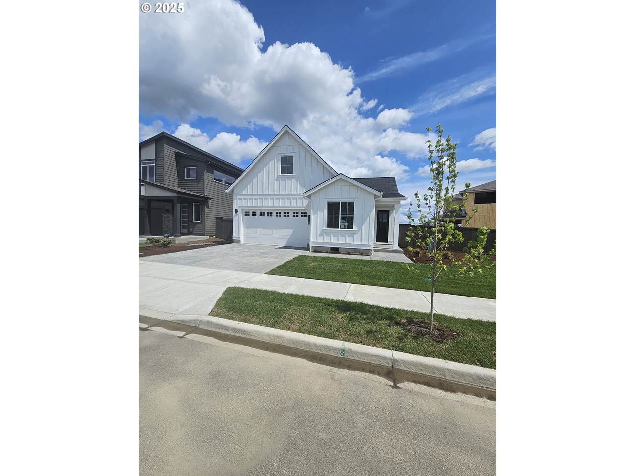 3840 44th Ln - Photo 1