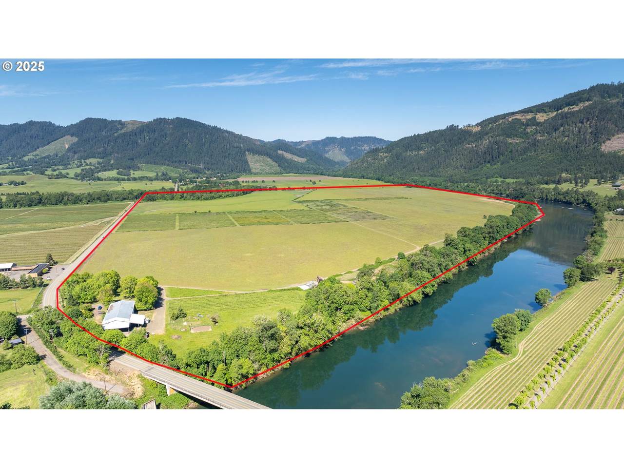 687 Hubbard Creek Rd - Photo 1