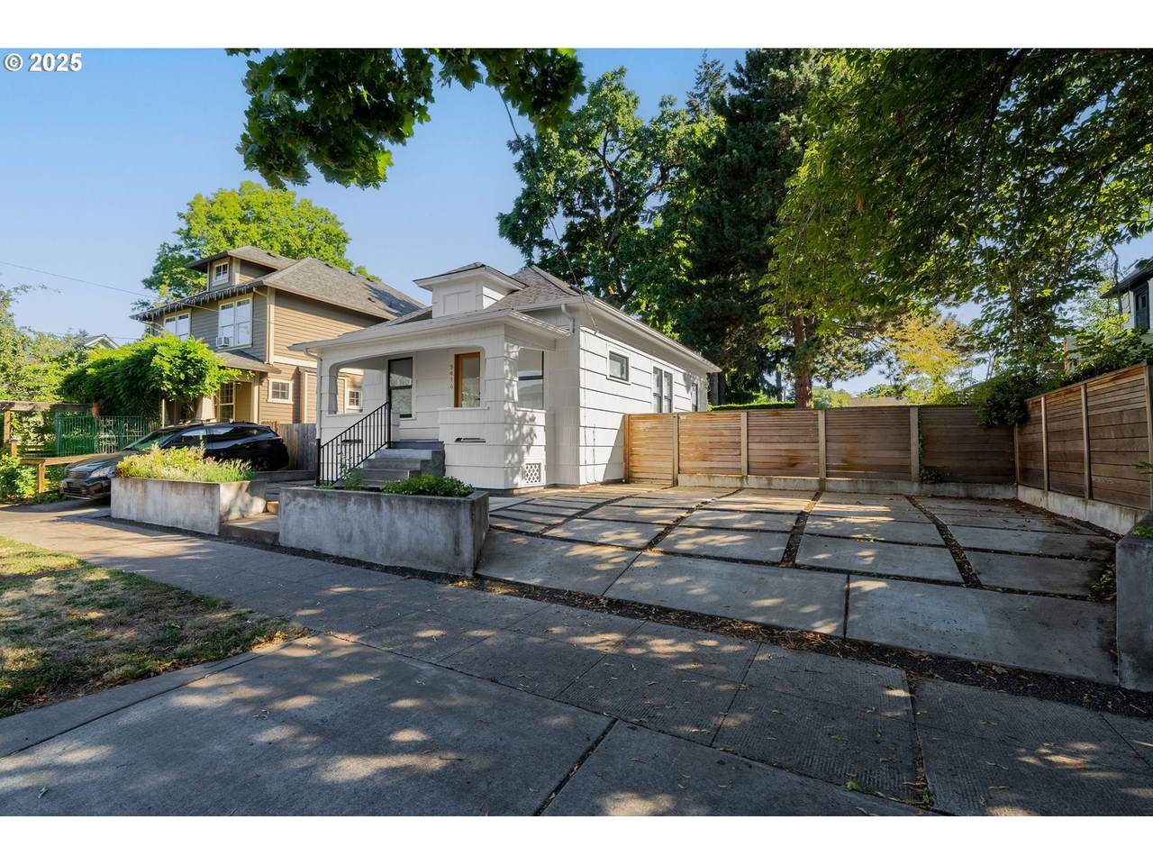 5416 Depauw St - Photo 1