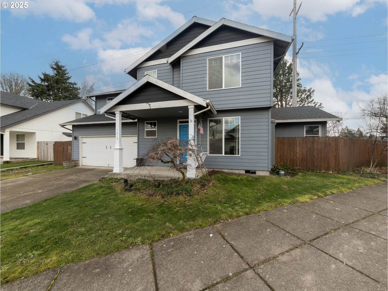 1616 Primrose Ln - Photo 1