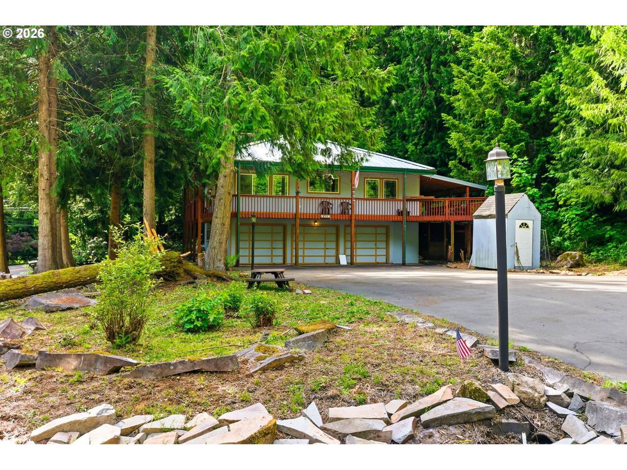 25741 Highview Ct - Photo 1