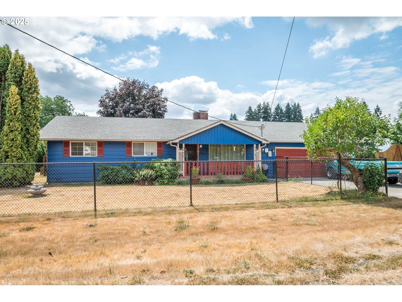 5201 99TH St - Photo 1