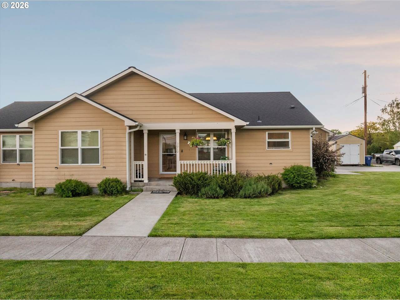 3010 5TH St - Photo 1