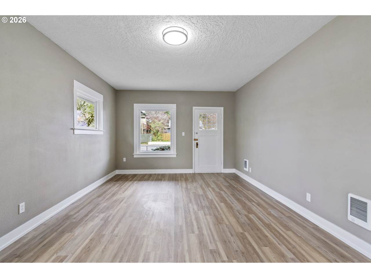 https://bt-photos.global.ssl.fastly.net/portland/1280_boomver_2_370432892-2.jpg