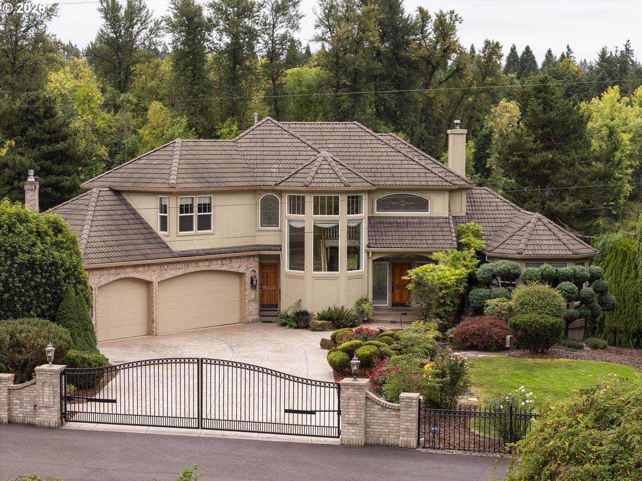 https://bt-photos.global.ssl.fastly.net/portland/1280_boomver_2_371857483-2.jpg