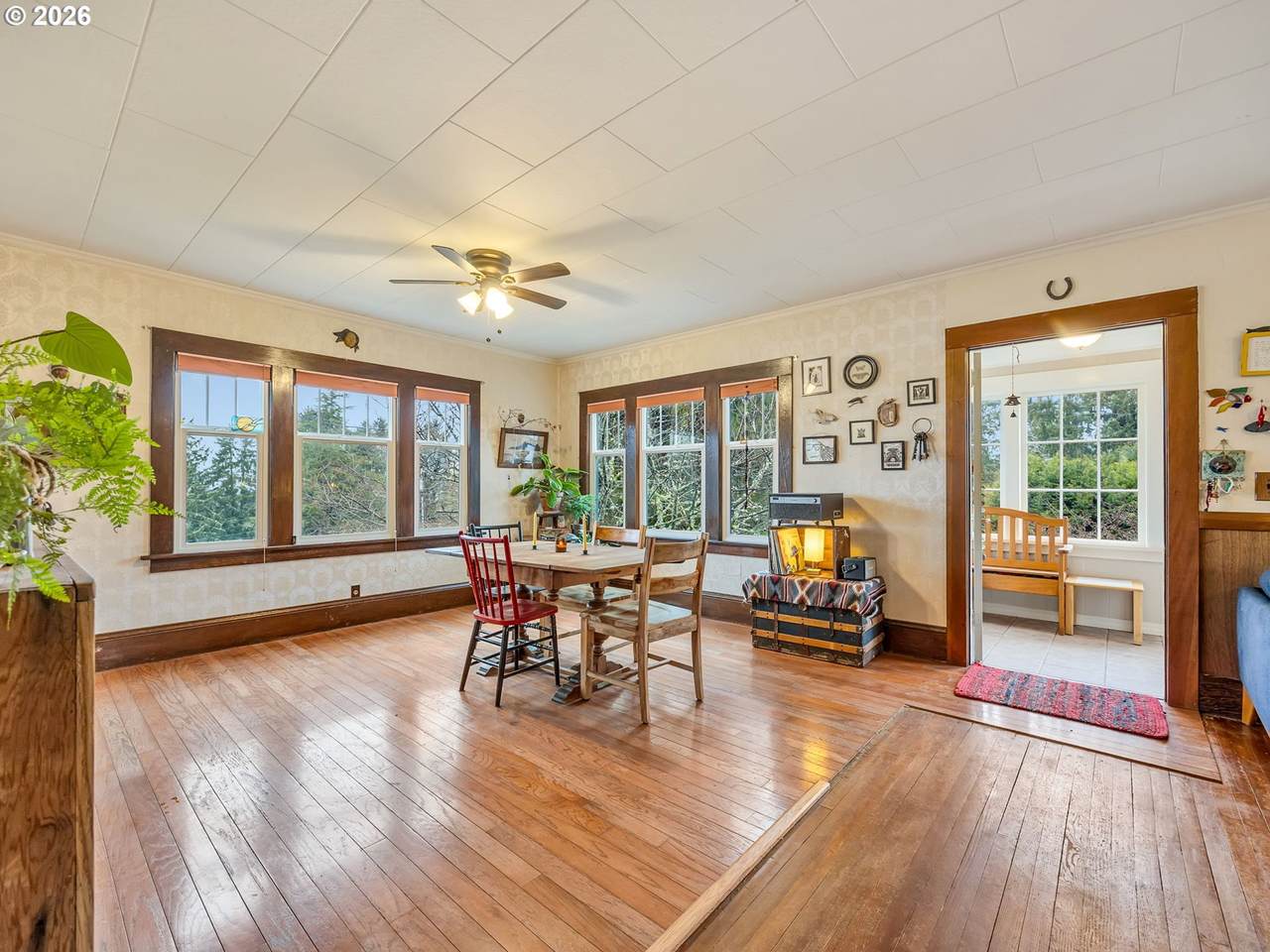https://bt-photos.global.ssl.fastly.net/portland/1280_boomver_2_381038737-2.jpg