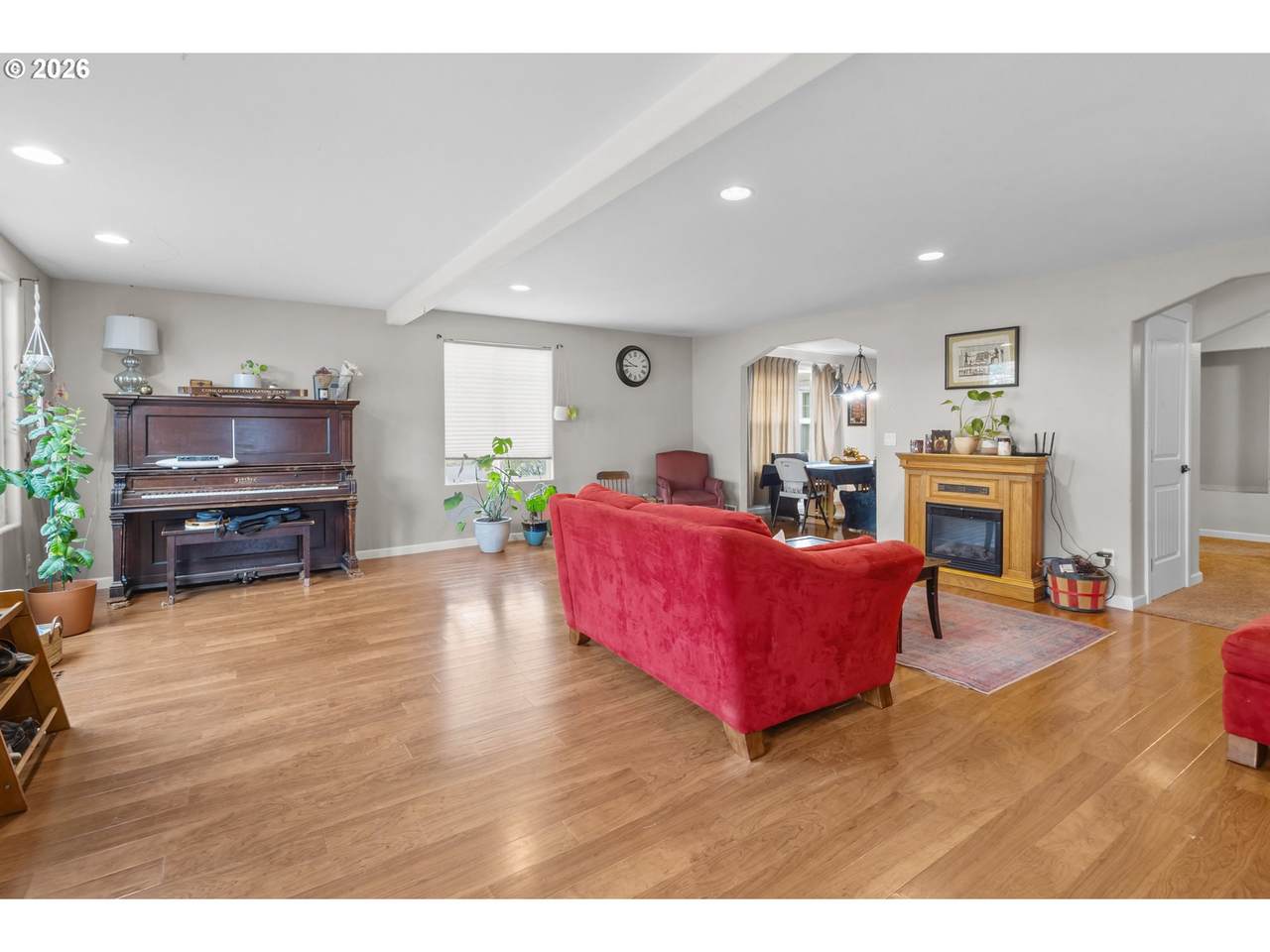 https://bt-photos.global.ssl.fastly.net/portland/1280_boomver_2_387436781-2.jpg