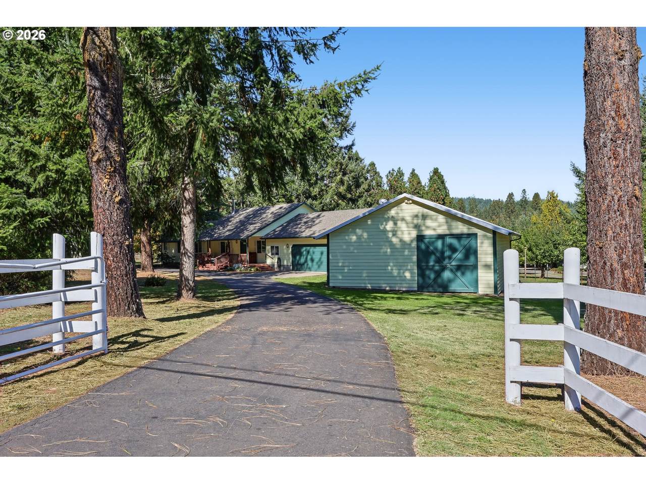 https://bt-photos.global.ssl.fastly.net/portland/1280_boomver_2_388078520-2.jpg