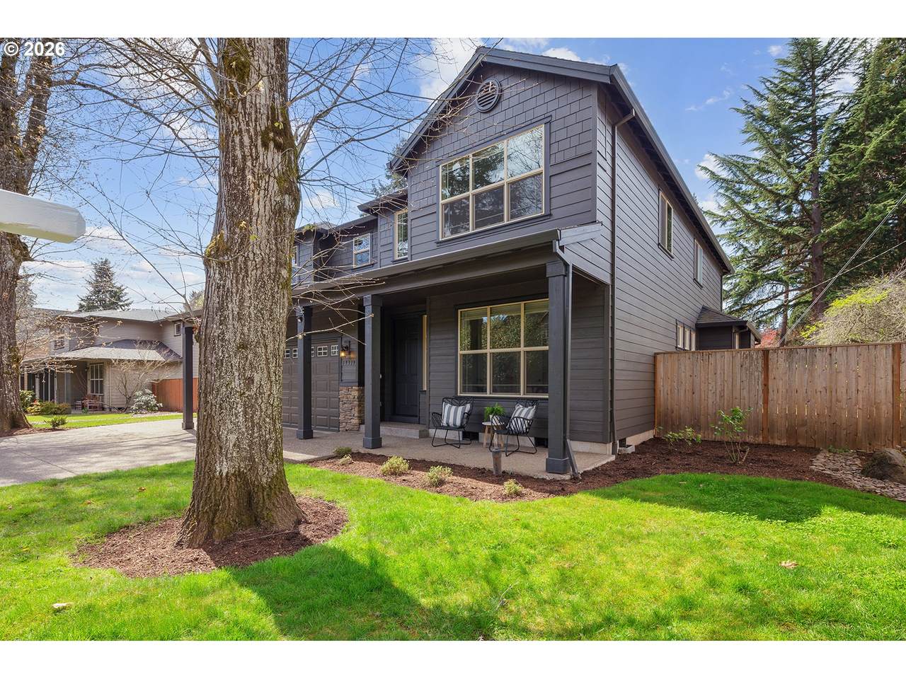 https://bt-photos.global.ssl.fastly.net/portland/1280_boomver_1_389631477-2.jpg