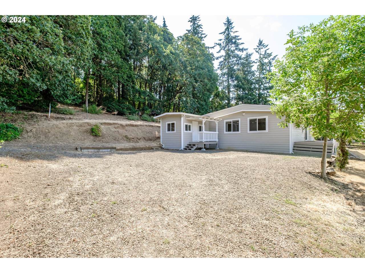 https://bt-photos.global.ssl.fastly.net/portland/1280_boomver_1_393508031-2.jpg