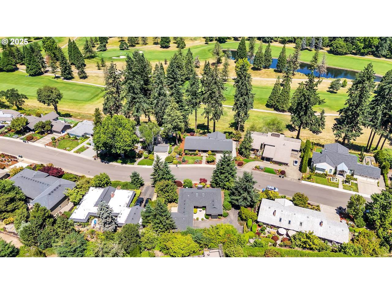 https://bt-photos.global.ssl.fastly.net/portland/1280_boomver_2_410827264-2.jpg