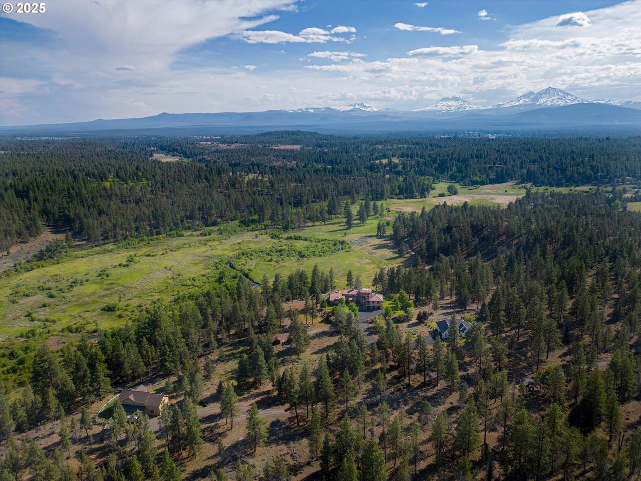 https://bt-photos.global.ssl.fastly.net/portland/1280_boomver_2_413373825-2.jpg
