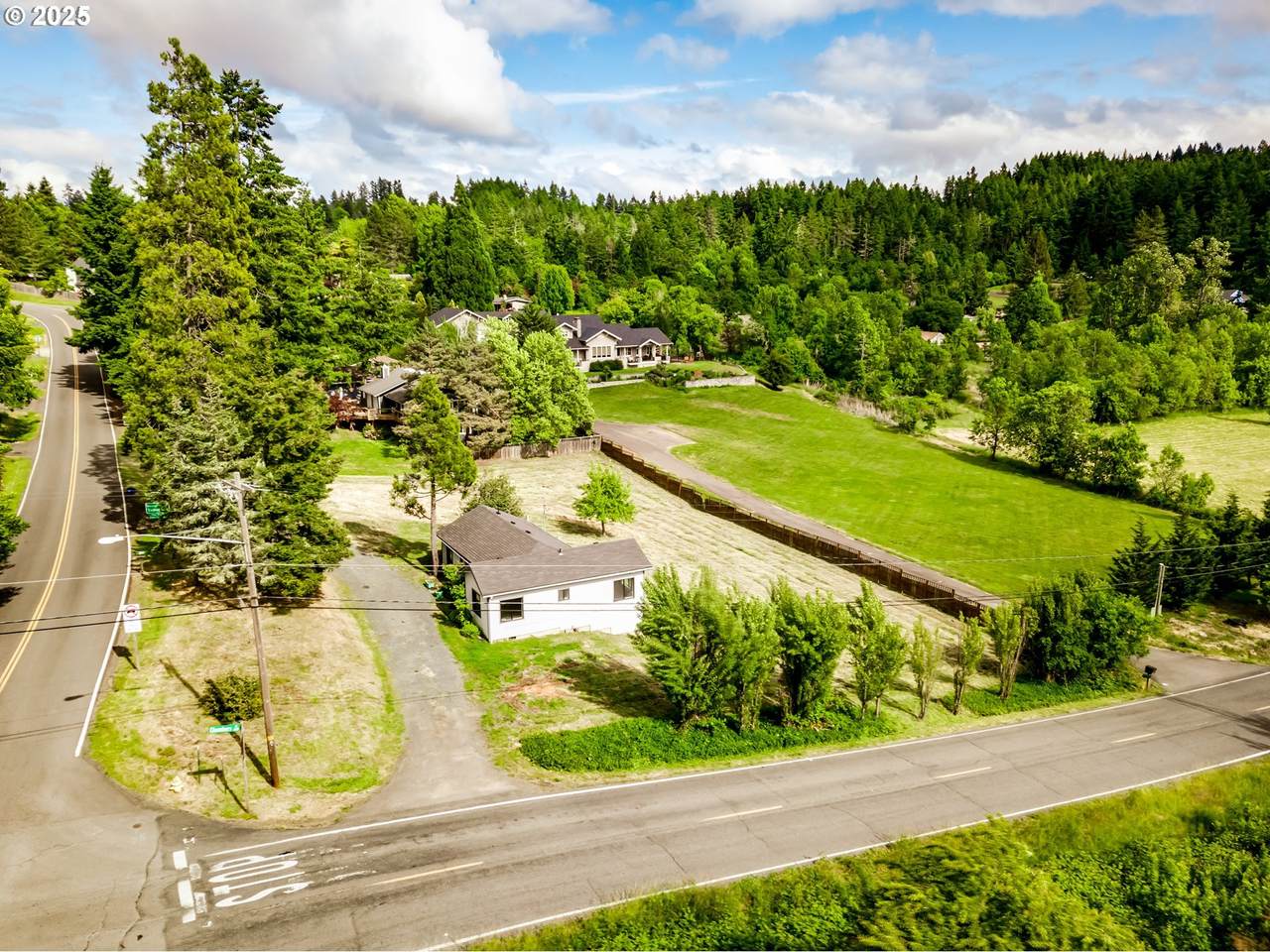 https://bt-photos.global.ssl.fastly.net/portland/1280_boomver_2_415492102-2.jpg