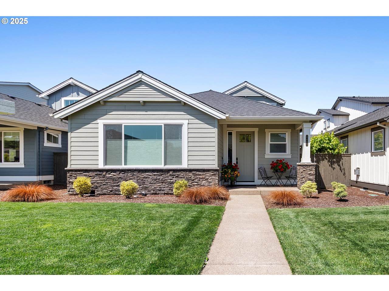 4489 65TH Ave - Photo 1