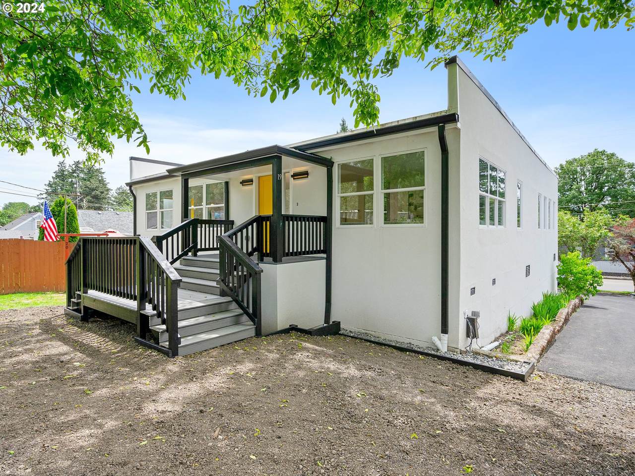 2311 6th Ave - Photo 1