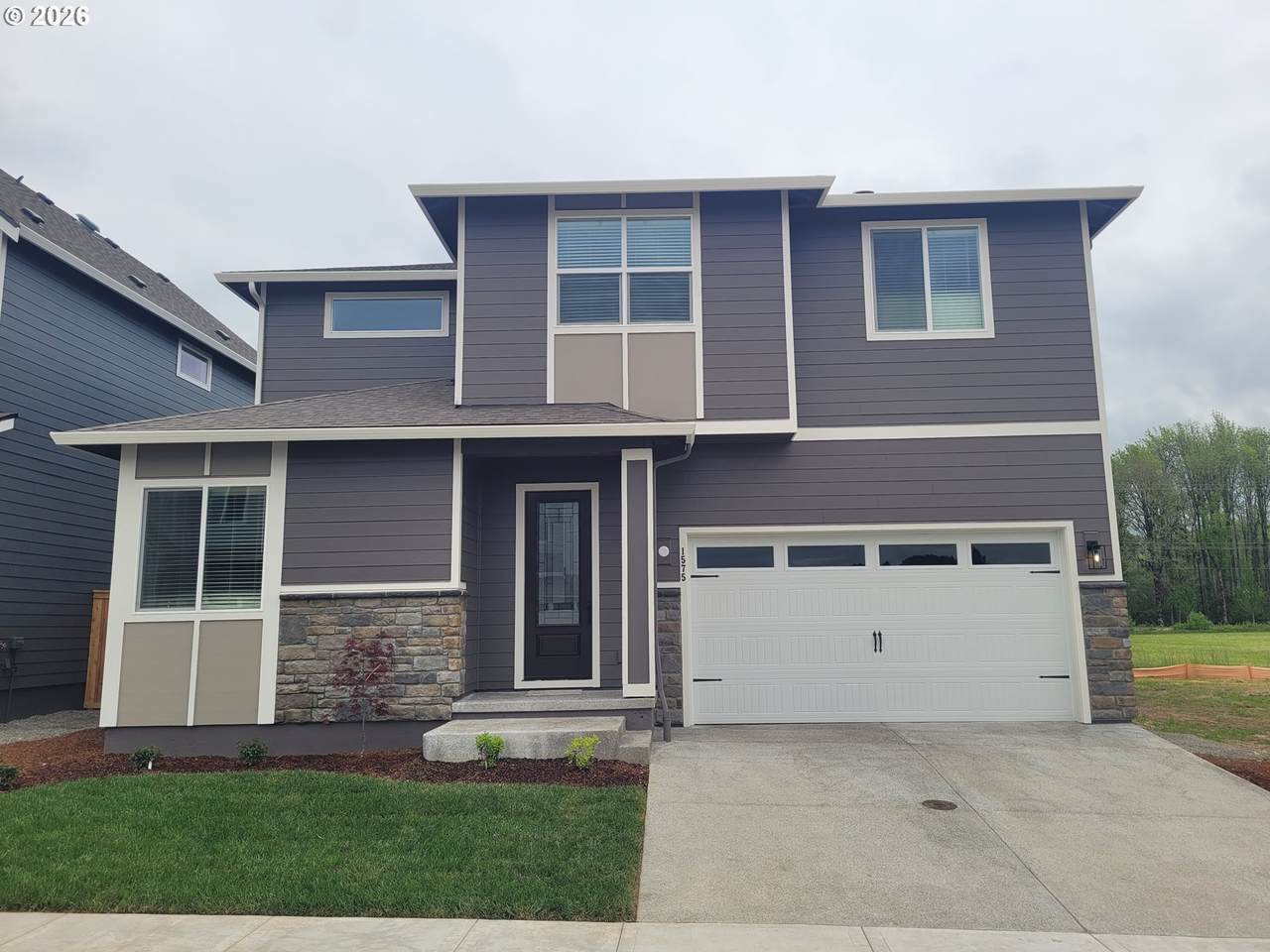1575 9TH Ave - Photo 1