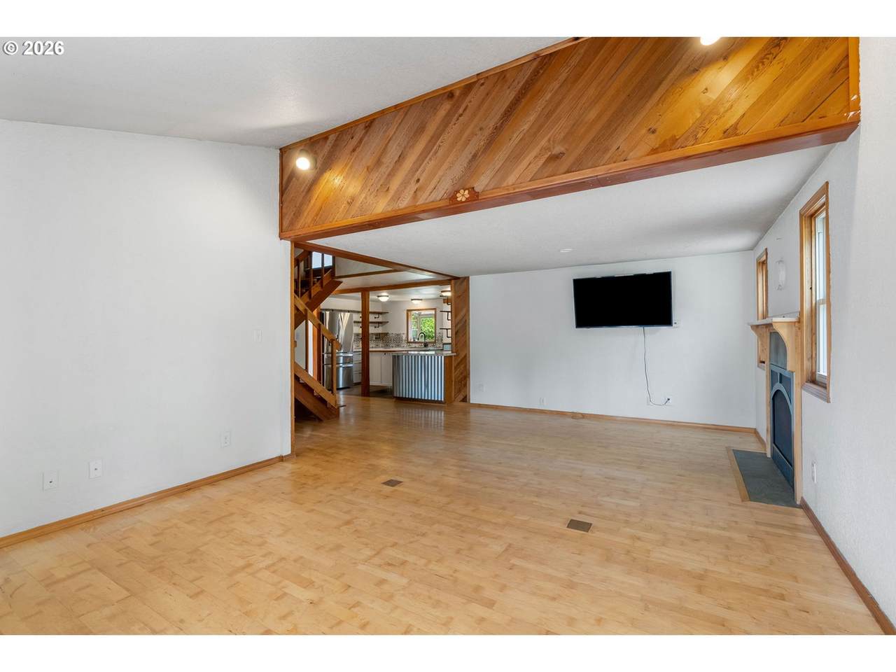 https://bt-photos.global.ssl.fastly.net/portland/1280_boomver_2_431626769-2.jpg