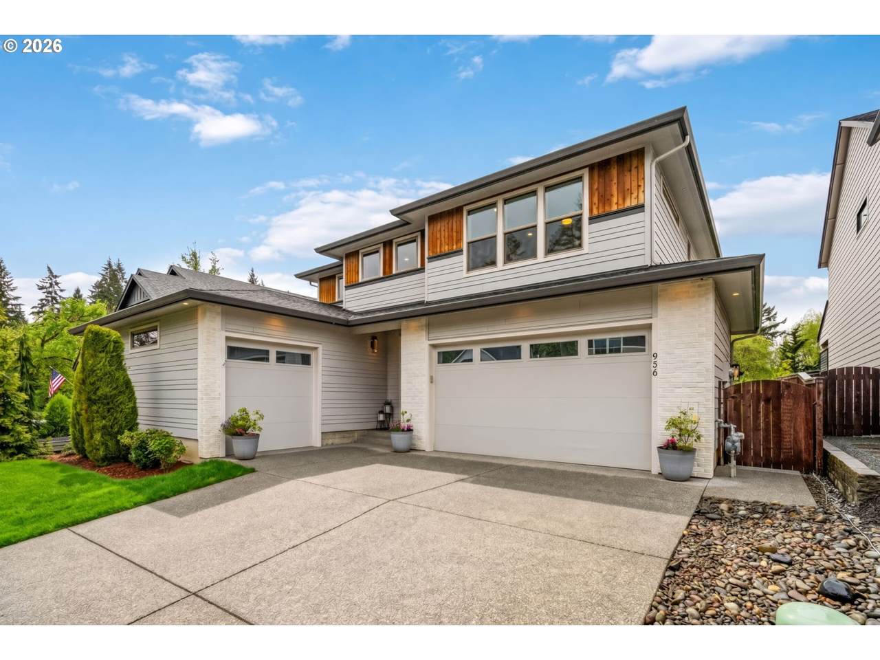 https://bt-photos.global.ssl.fastly.net/portland/1280_boomver_2_440798544-2.jpg