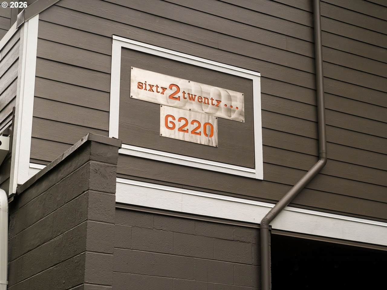 6220 Capitol Hwy - Photo 1
